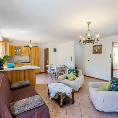 شقة 'casa Rita 2 By Interhome *
