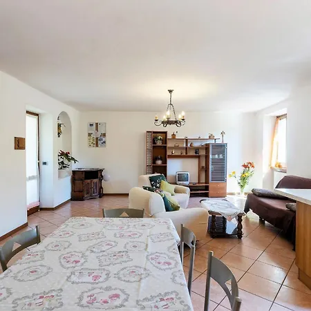 شقة 'casa Rita 2 By Interhome Vesta